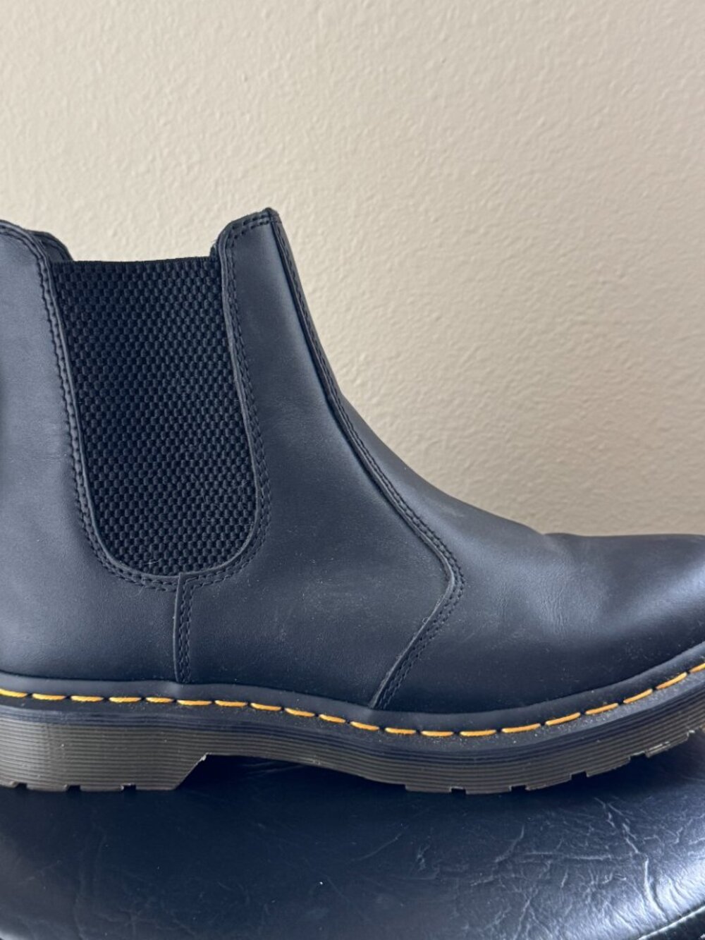 Dr. Martens Yellow Stitch Smooth Leather Chelsea Boots 2976 Size 10 - Picture 6 of 15